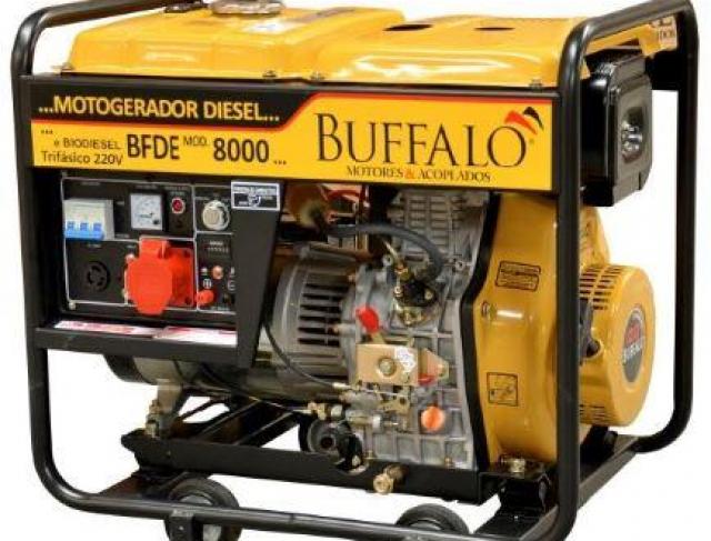 MOTOGERADOR DIESEL BFDE 8000 TRIFÁSICO 220