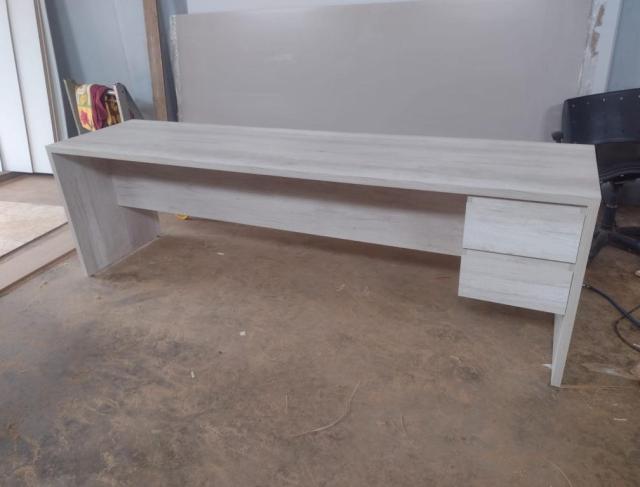 Mesa para escritório 01
