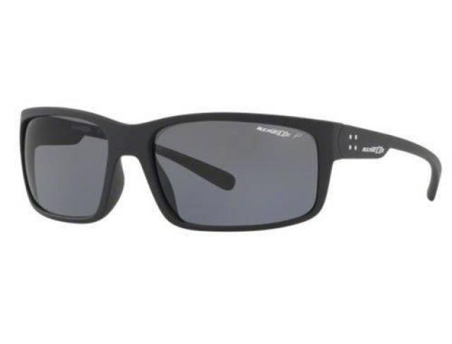 Oculos Sol Arnette Fastba... em Água Boa, MT